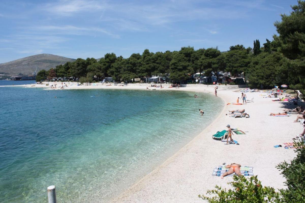 Apartmani Emil Trogir Exterior photo