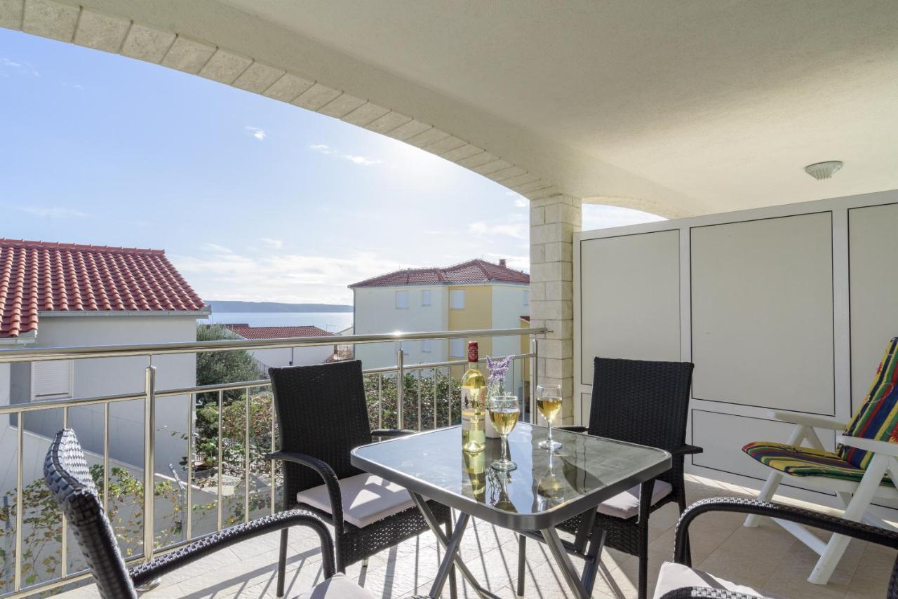 Apartmani Emil Trogir Exterior photo