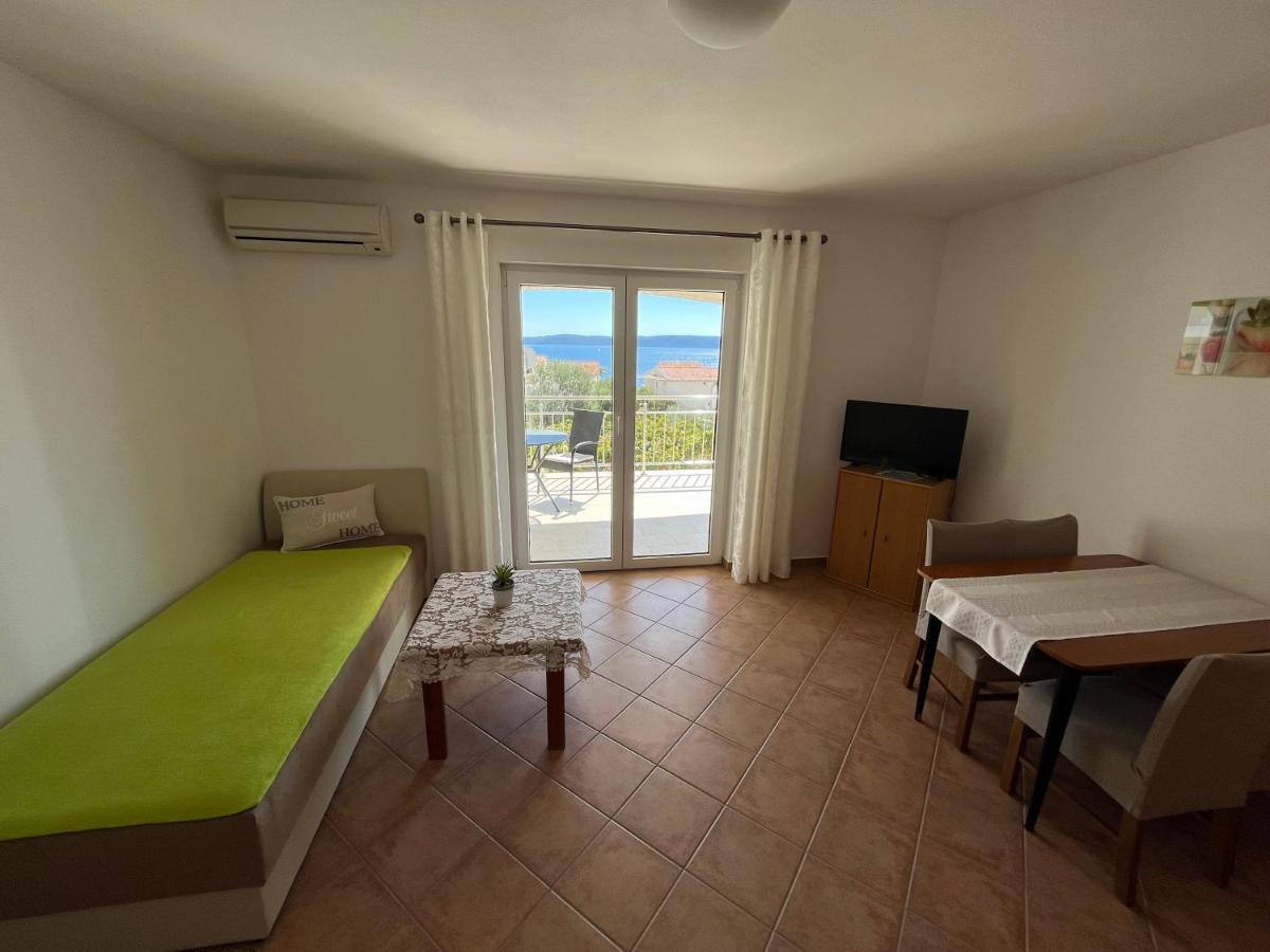 Apartmani Emil Trogir Exterior photo